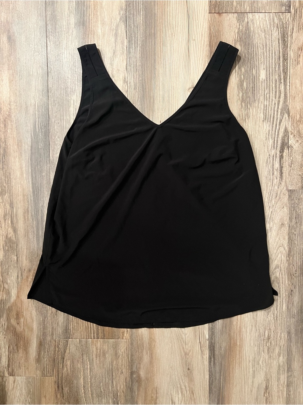 Athleta Black Featherweight Stretch V-Neck Tank with Wide Straps Flowy